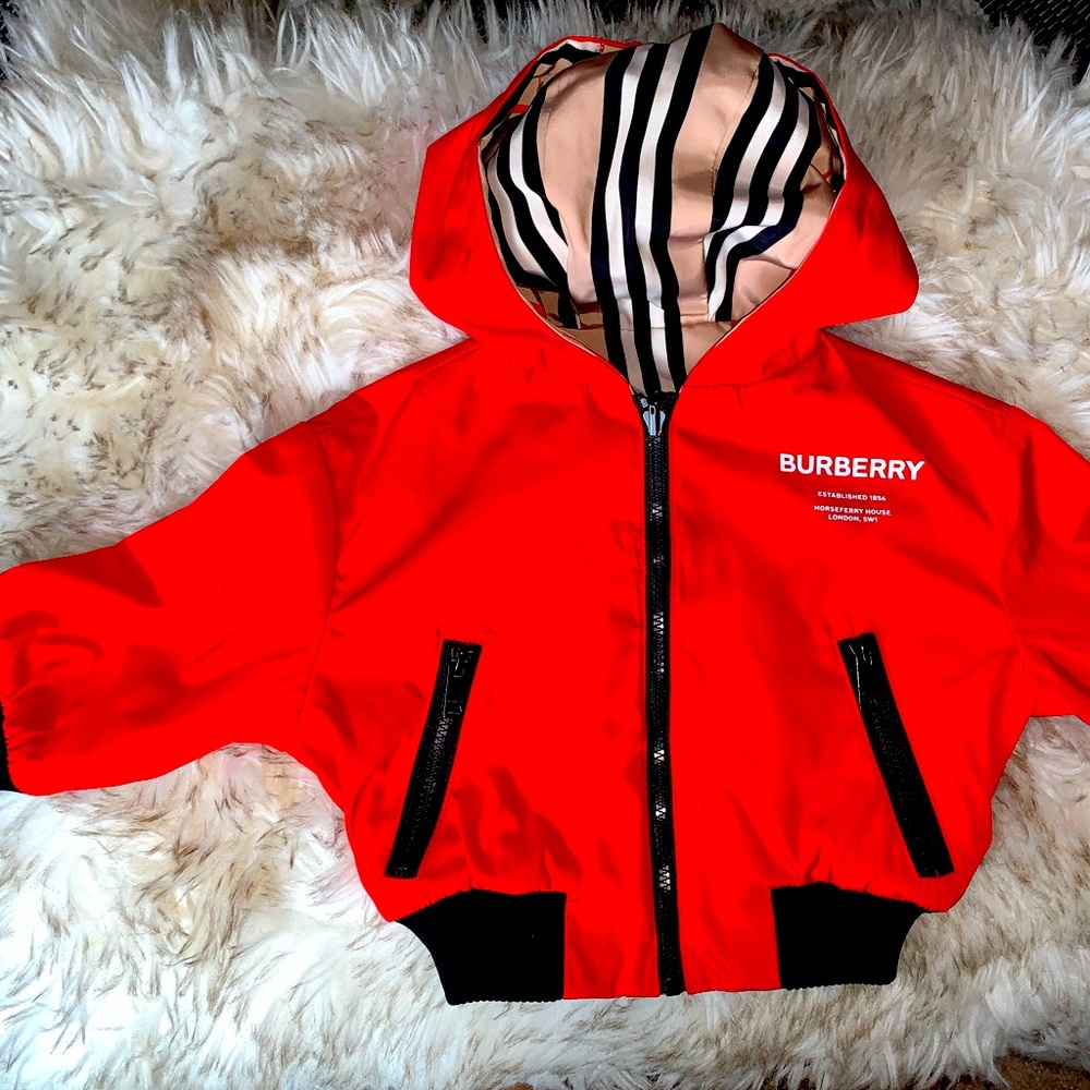 Burberry windbreaker reversible